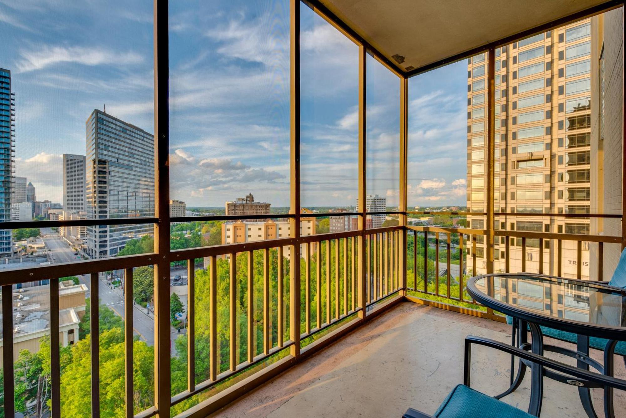Downtown Atlanta Condo Walk To Arenas And Venues Exterior photo